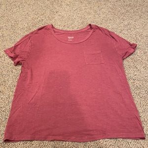 Burgundy tee with pocket